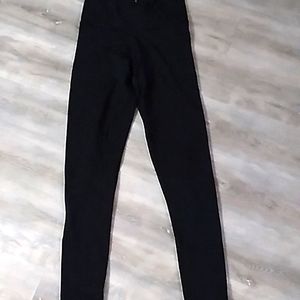 TnA leggings
